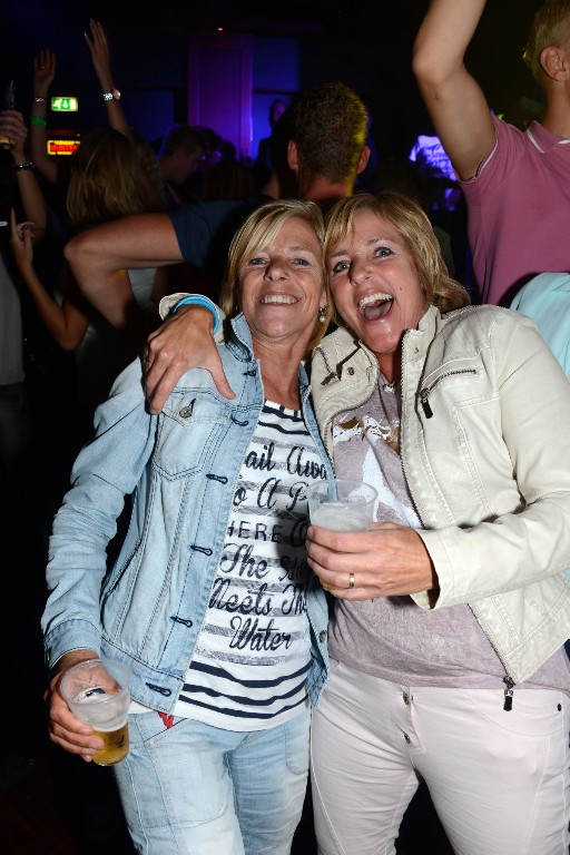 ../Images/Dinsdagavond kermis VdG 066.jpg